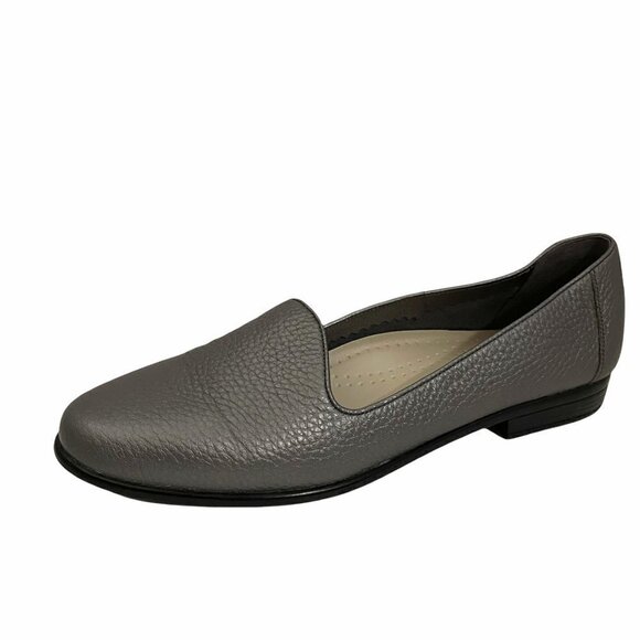 Trotters EUC Pewter Liz Tumbled Casual Comfort Vegan Leather Loafers Ballet Flat - Picture 2 of 10